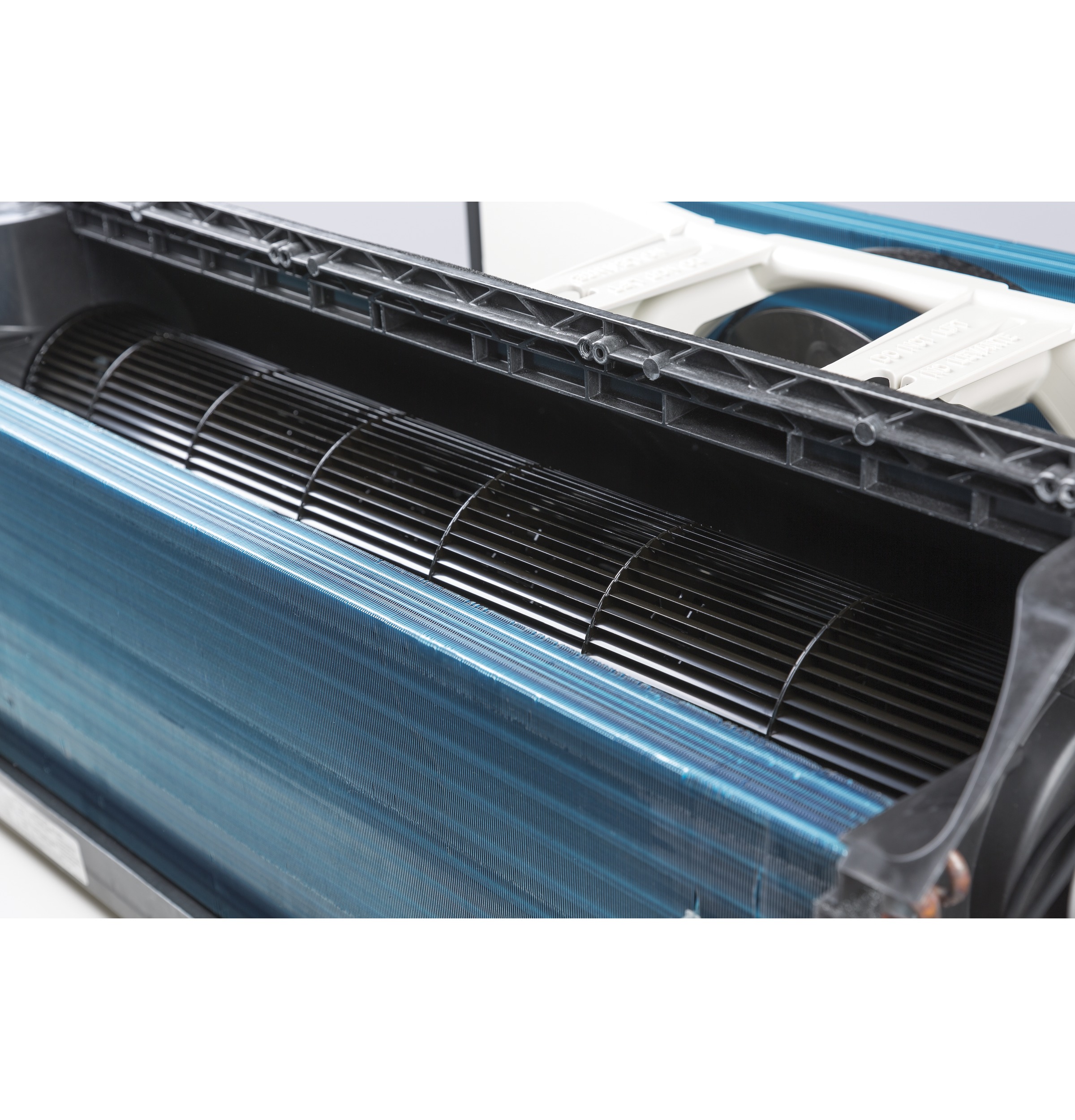 GE Zoneline® AZ45E12DAB Cooling and Electric Heat Unit 12,000 BTU, 230/208 Volt GE Zoneline® AZ45E12DAB Cooling and Electric Heat Unit 12,000 BTU, 230/208 Volt