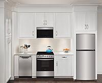 Frigidaire® FFHT1425VV 28" Frigidaire 14 Cu. Ft. Top Freezer Refrigerator Frigidaire® FFHT1425VV 28" Frigidaire 14 Cu. Ft. Top Freezer Refrigerator