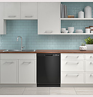 GE® GDF510PGRBB ENERGY STAR® Dishwasher with Front Controls GE® GDF510PGRBB ENERGY STAR® Dishwasher with Front Controls
