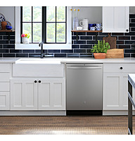 GE® GDT630PYRFS ENERGY STAR® Top Control with Plastic Interior Dishwasher with Sanitize Cycle & Dry Boost GE® GDT630PYRFS ENERGY STAR® Top Control with Plastic Interior Dishwasher with Sanitize Cycle & Dry Boost