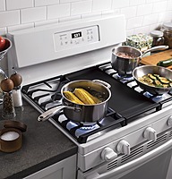 GE® JGBS66DEKWW 30" Free-Standing Gas Range
