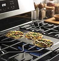 GE® JGBS66REKSS 30" Free-Standing Gas Range GE® JGBS66REKSS 30" Free-Standing Gas Range