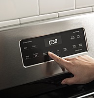 GE® JGBS66REKSS 30" Free-Standing Gas Range GE® JGBS66REKSS 30" Free-Standing Gas Range